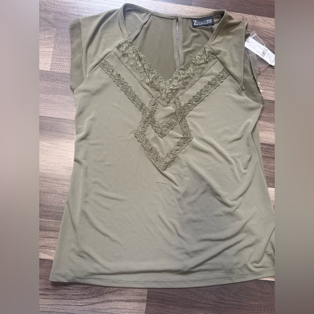 New York & Company Olive Lace Women's Blouse